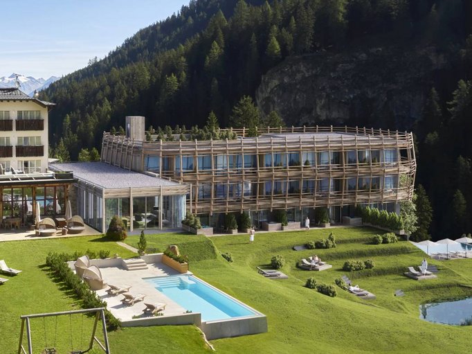 3255_Sommeransicht_310125_Hotel_Bellav.jpg